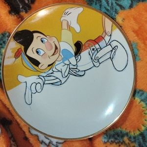 Disney collector plate